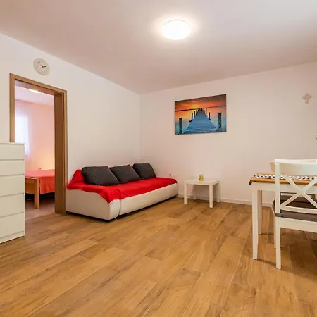 Two-bedroom In * Vir