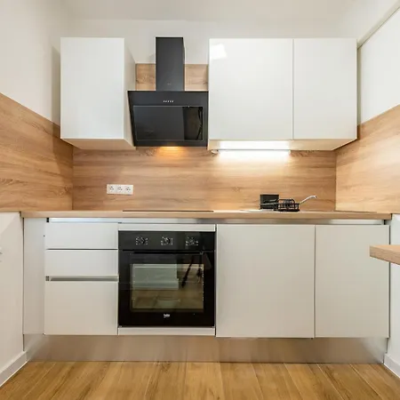 Two-bedroom In * Vir