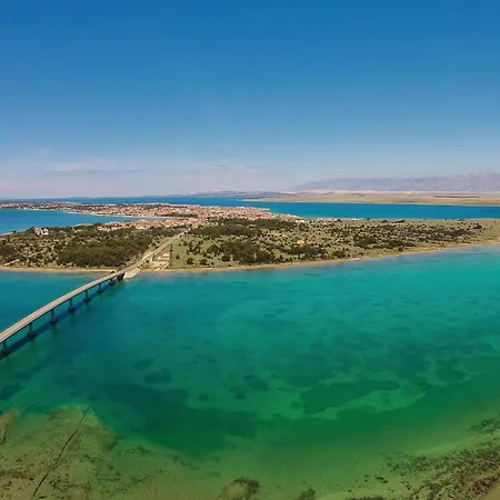 Two-bedroom In Vir Apartamento