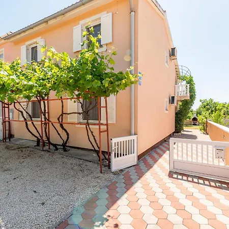 Two-bedroom In Vir *